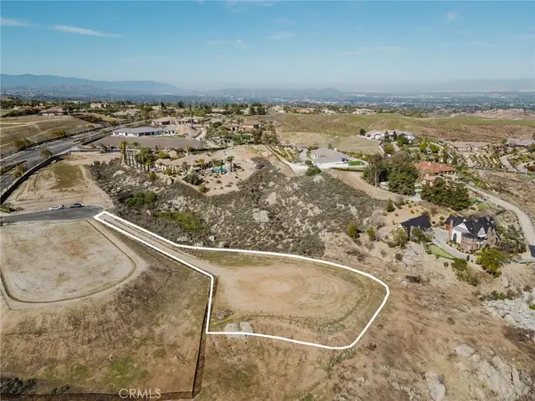 7282 Magnon Ct, Riverside, CA 92506