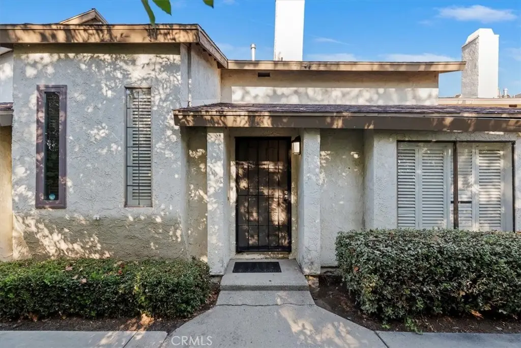 1974 E Lynwood Drive #8B, San Bernardino, CA 92404 - Image #1