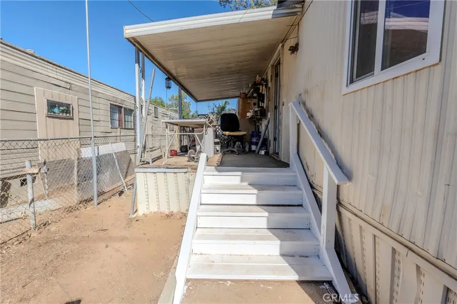 18340 Walnut Ave, Lake Elsinore, CA 92532 - Image #2