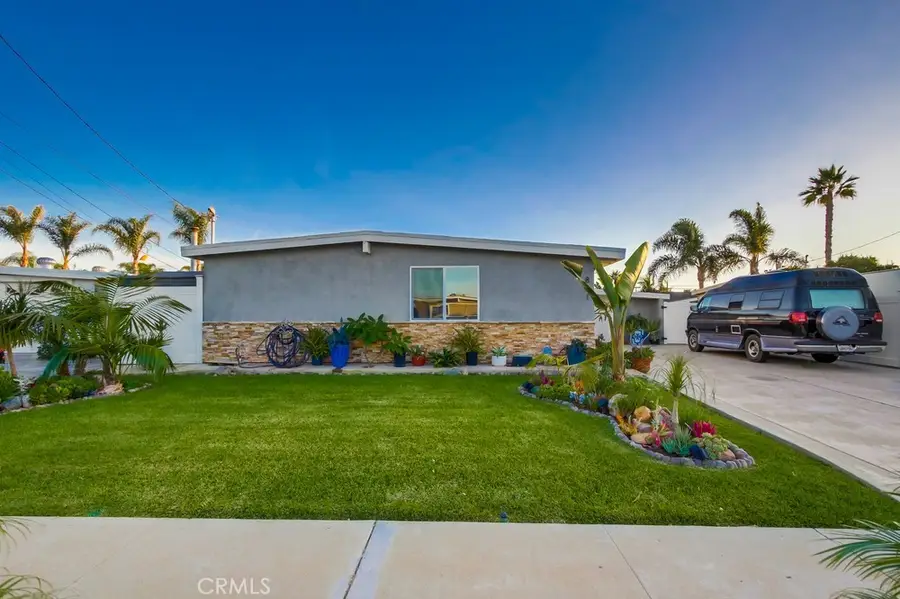 851 Holly Avenue, Imperial Beach, CA 91932 - #2