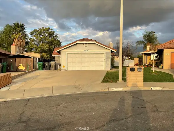 43970 Moonlighting, Hemet, CA 92544