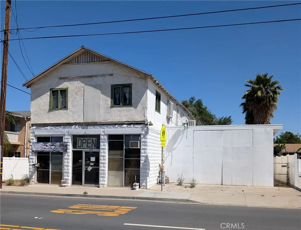1071 Center Street, Riverside, CA 92507 - #1