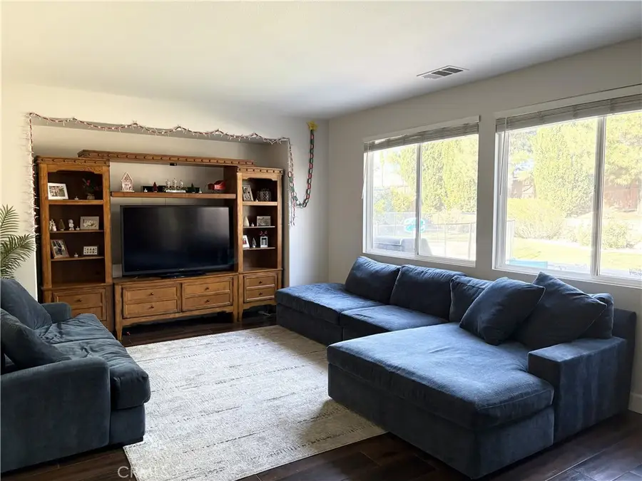 1640 Amber Lily, Beaumont, CA 92223 - Image #2