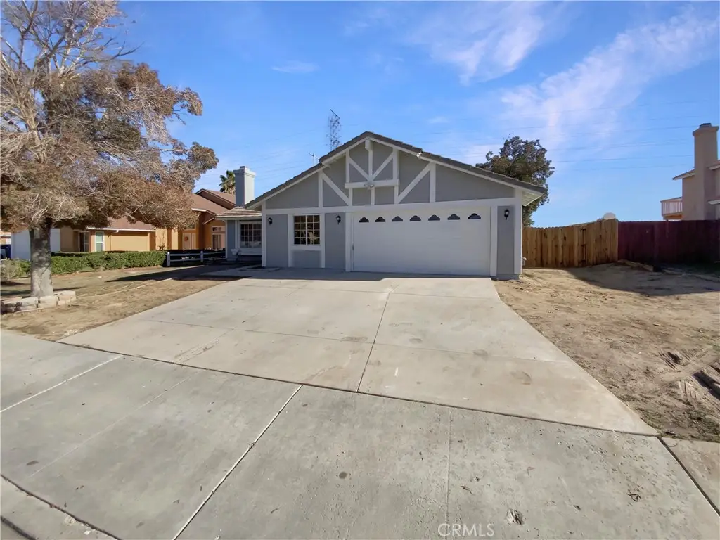 13197 Snowview Road, Victorville, CA 92392 - Image #1