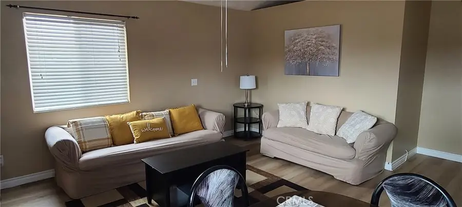 11242 Sesame, Oak Hills, CA 92344 - Image #3