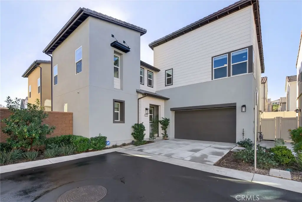 4059 Pomelo Drive, Corona, CA 92883 - #1