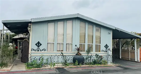 216 Emerald, Santa Ana, CA 92703