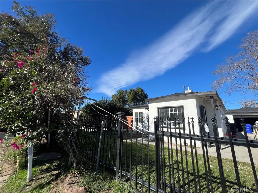 25160 Elmo, San Bernardino, CA 92404 - #1