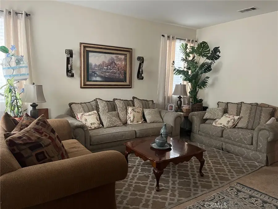 12962 Newport, Hesperia, CA 92344 - #2