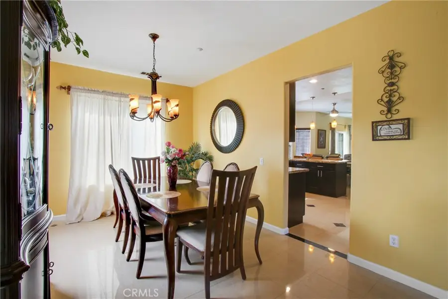 14573 Calgary, Fontana, CA 92336 - #3