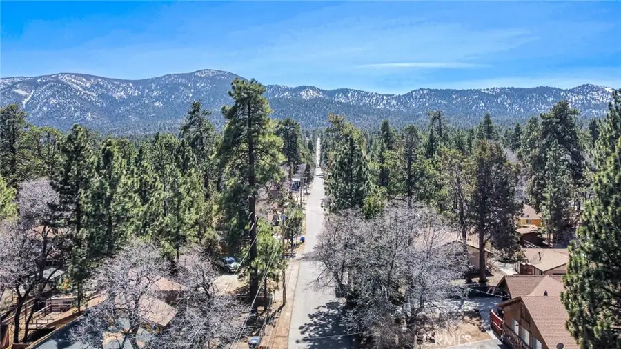 427 Holmes, Sugarloaf, CA 92386 - #3