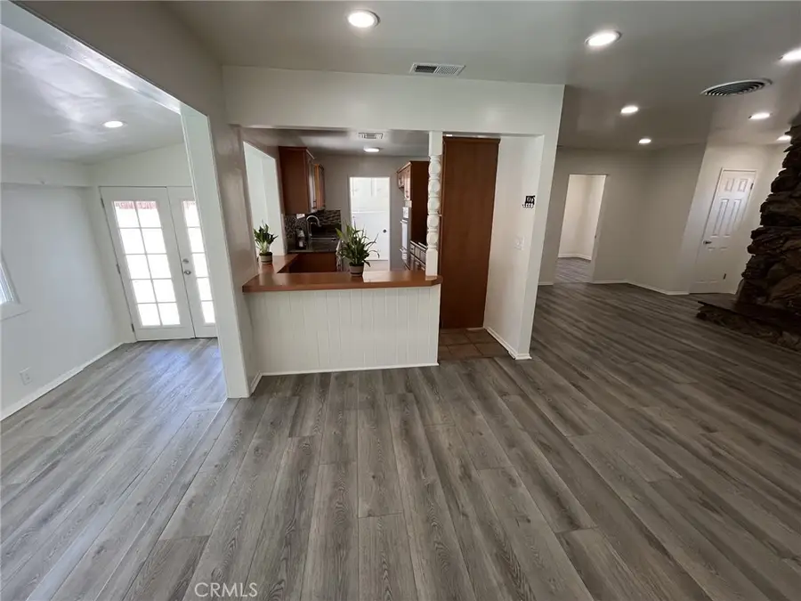 16539 Plummer Street, North Hills, CA 91343 - #2