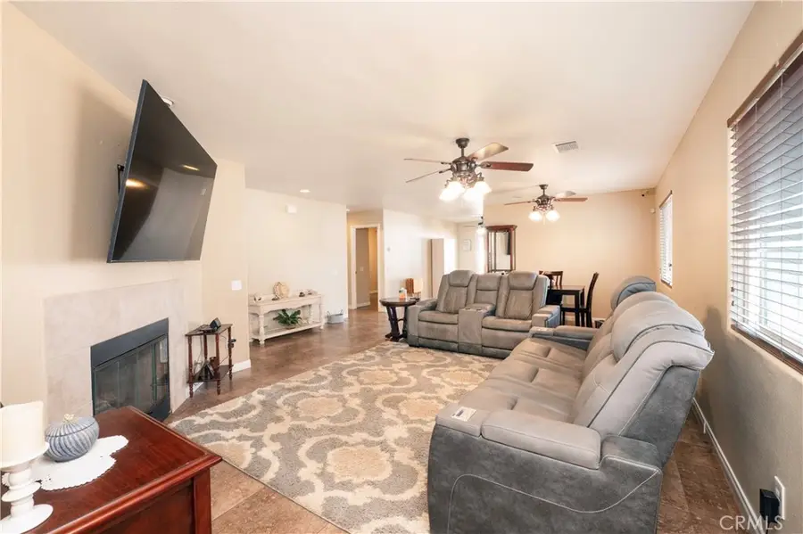 987 N California, Beaumont, CA 92223 - #3