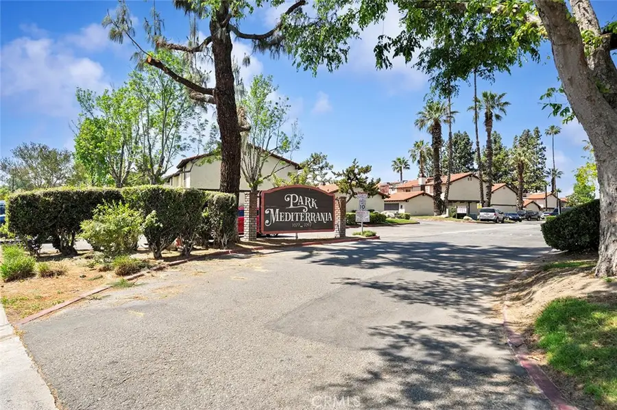 1077 Santo Antonio #47, Colton, CA 92324 - #2