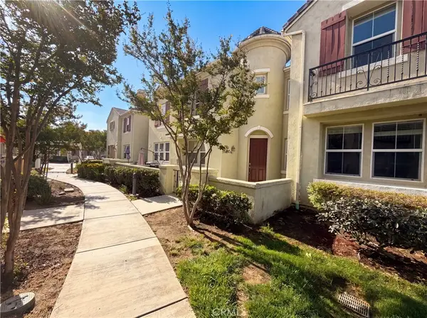 1800 E Lakeshore Drive #1006, Lake Elsinore, CA 92530