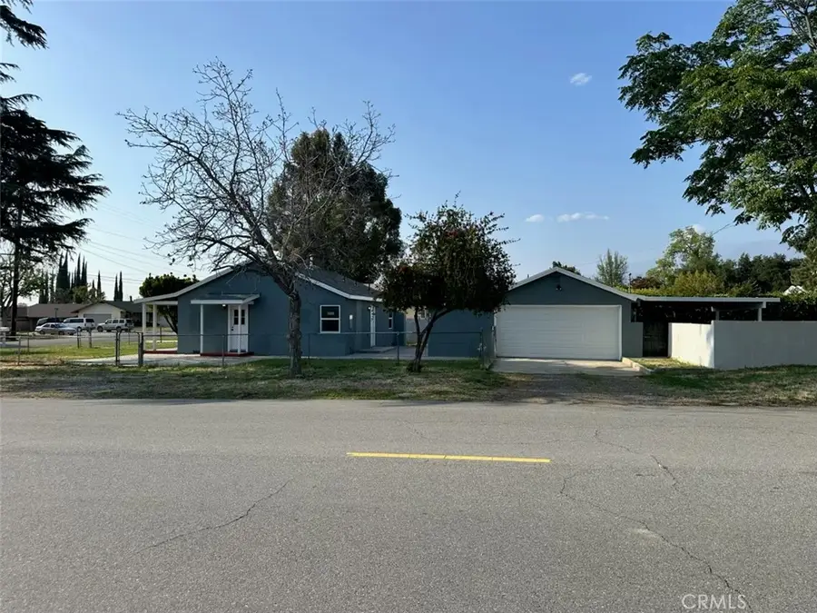 902 Elm Avenue, Beaumont, CA 92223 - #2