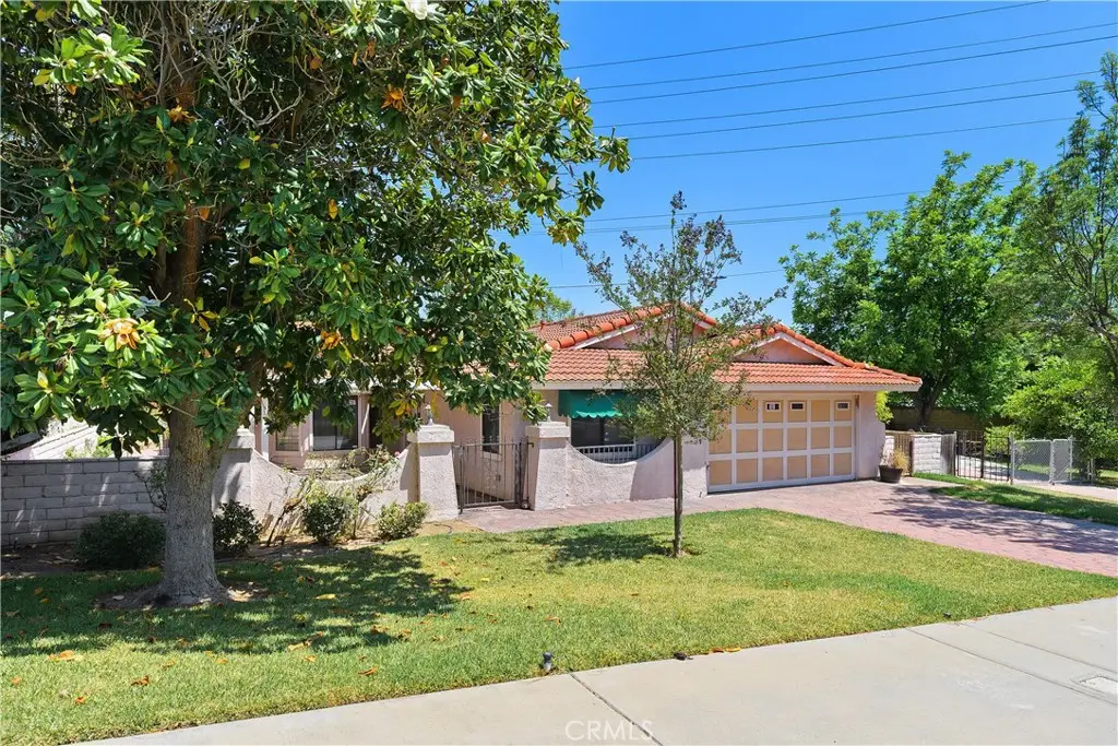 3330 Highcliff, Riverside, CA 92506 - #1