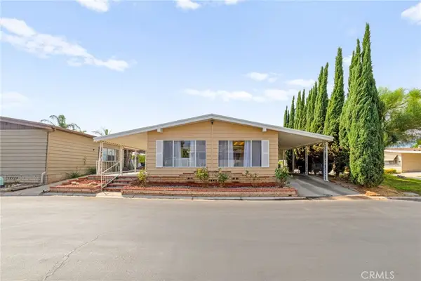 1601 S Garey Avenue #93, Pomona, CA 91766