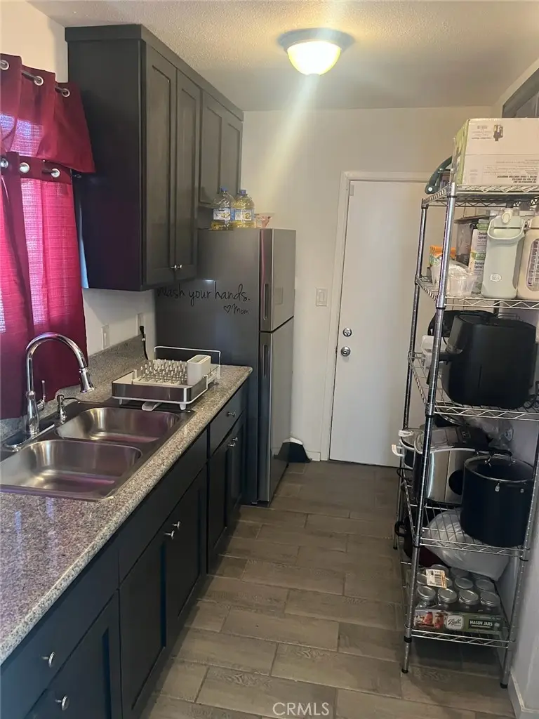 1250 1/2 W 87th, Los Angeles, CA 90044 - #3
