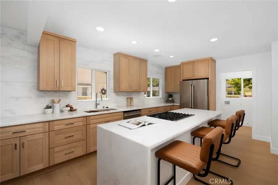 15550 Otsego Street, Encino, CA 91436 - #2