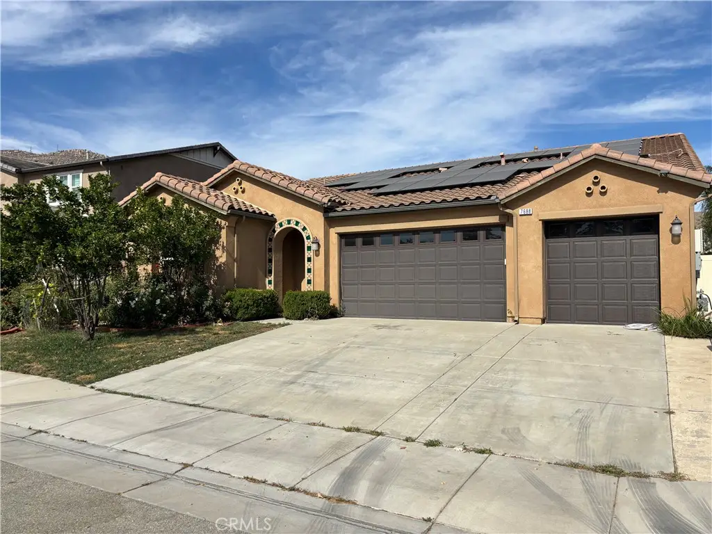 7688 Steamboat, Riverside, CA 92507 - #1
