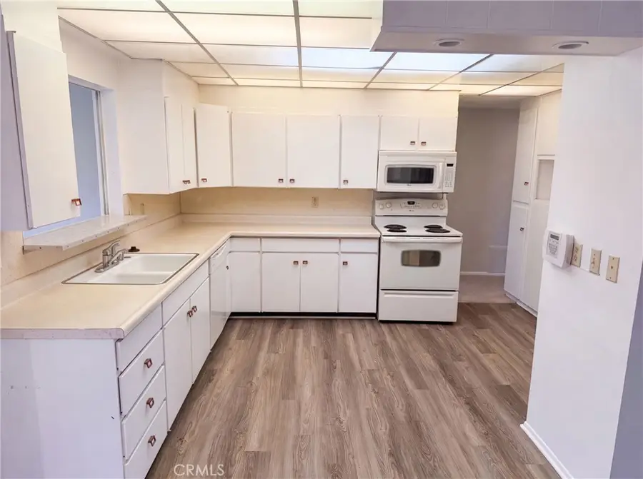 601 Palomar, Hemet, CA 92543 - #2