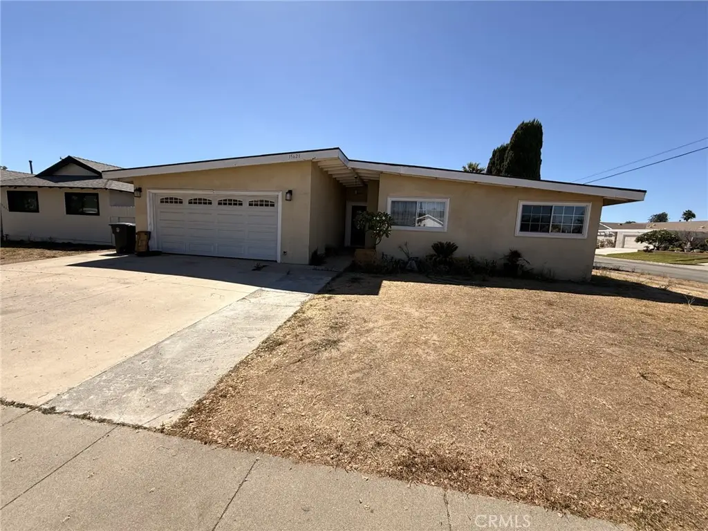 15621 Pacific Street, Tustin, CA 92780 - #1