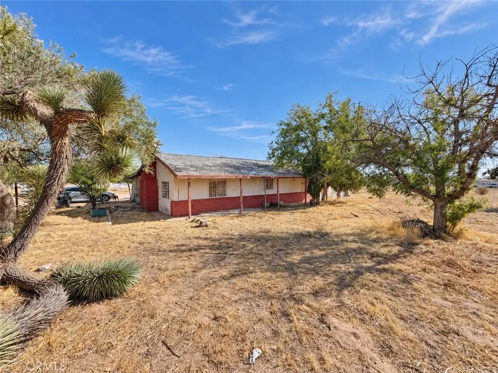 15116 Palm, Hesperia, CA 92345 - #1