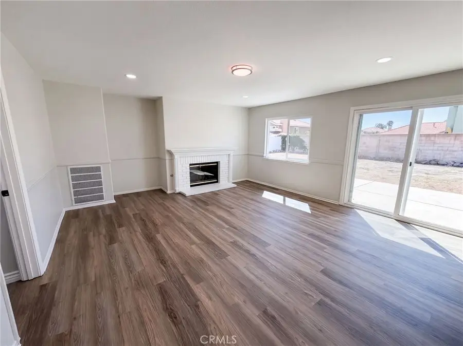 2371 W Via Bello, Rialto, CA 92377 - #3