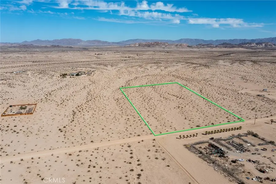 76400 Diamond Bar Road, Twentynine Palms Yucca Valley, CA 92277 - Image #2
