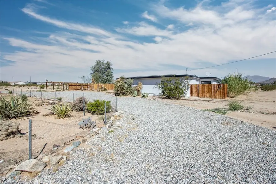 62932 Shifting Sands, Joshua Tree, CA 92252 - Image #3