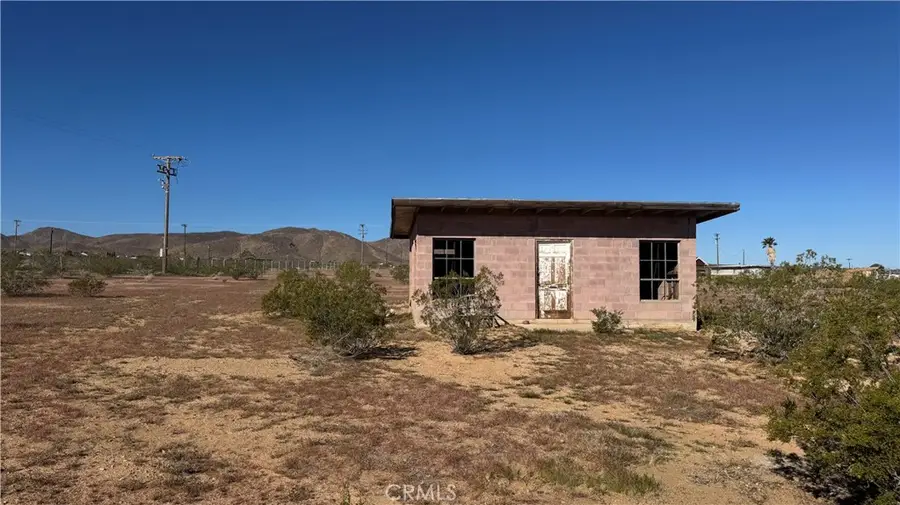 56172 Cone Boulevard, Landers, CA 92285 - #3