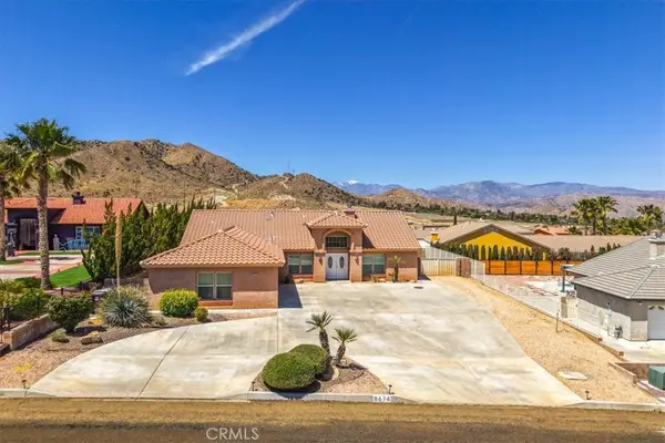 8674 Dumosa Avenue, Yucca Valley, CA 92284