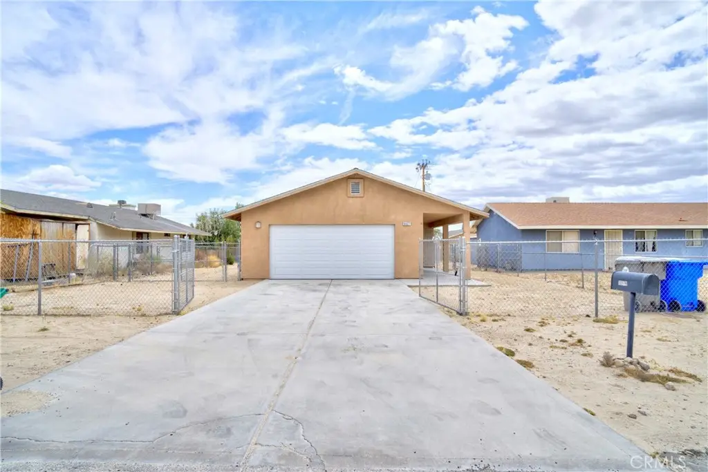 6627 Smoketree, Twentynine Palms, CA 92277 - #1