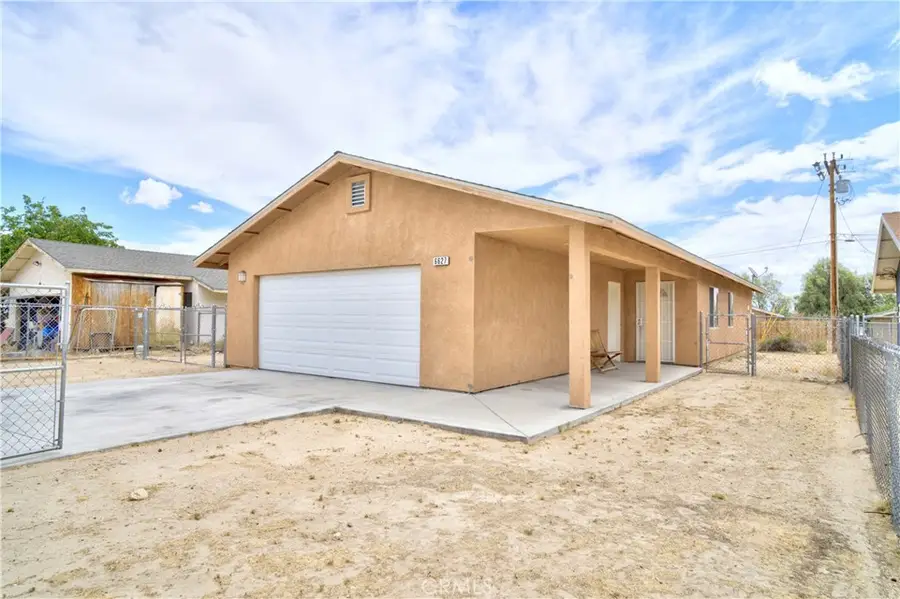 6627 Smoketree, Twentynine Palms, CA 92277 - #3