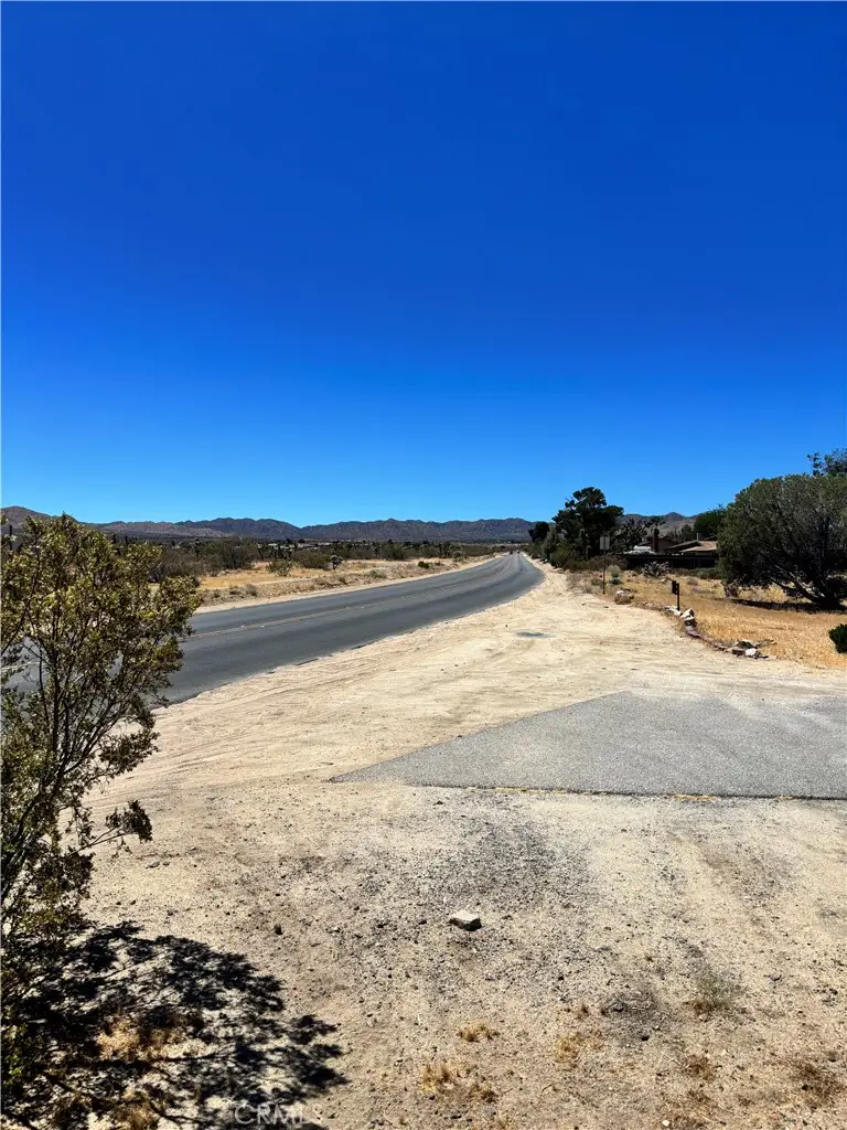 4321 Avalon Avenue, Yucca Valley, CA 92284 - #3