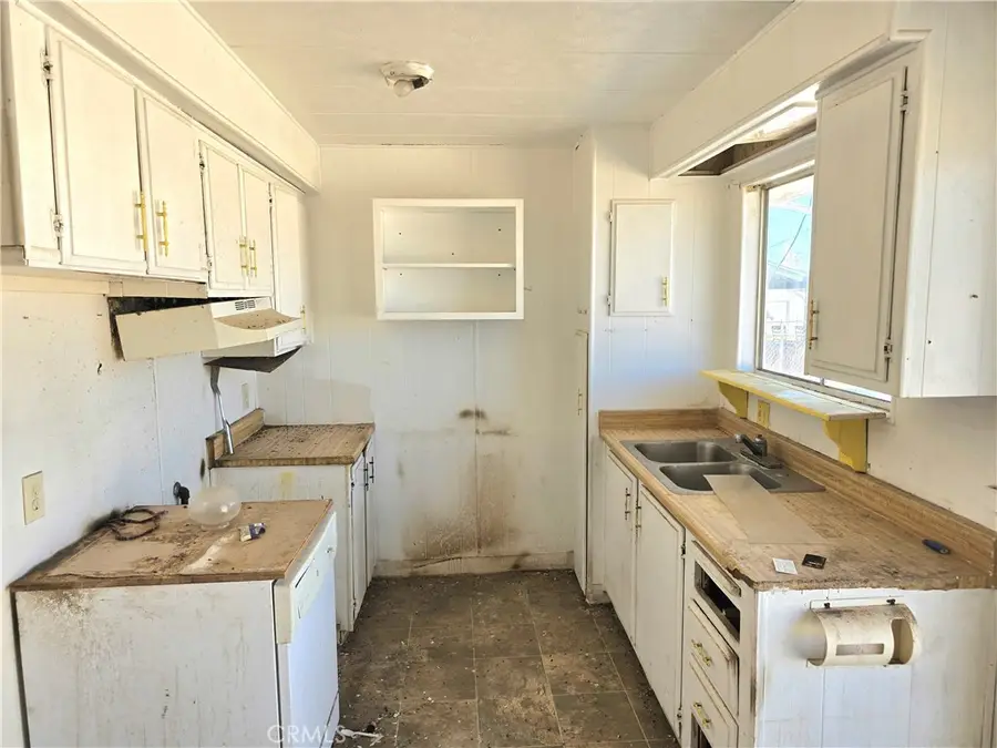 6051 Morongo Road, Twentynine Palms, CA 92277 - #3
