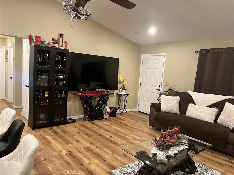 14243 Tomalee Lane, Clearlake Oaks, CA 95423 - Image #3