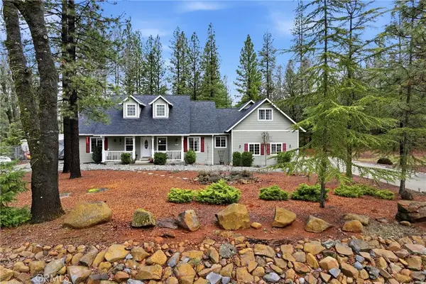 8863 Fox Drive, Cobb, CA 95426