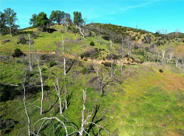 3515 Spring Valley Rd, Clearlake Oaks, CA 95423