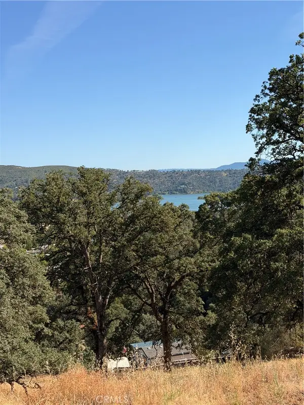 12657 Mountain View Drive, Clearlake Oaks, CA 95423