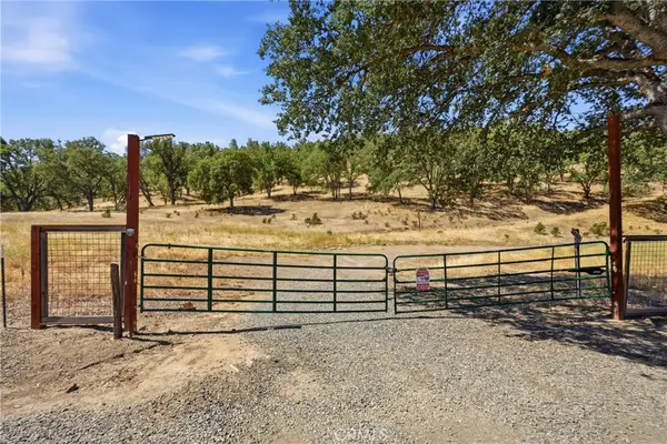 18355 E Highway 20, Clearlake Oaks, CA 95423