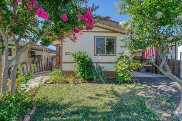 5330 Lakeshore #21, Lakeport, CA 95453
