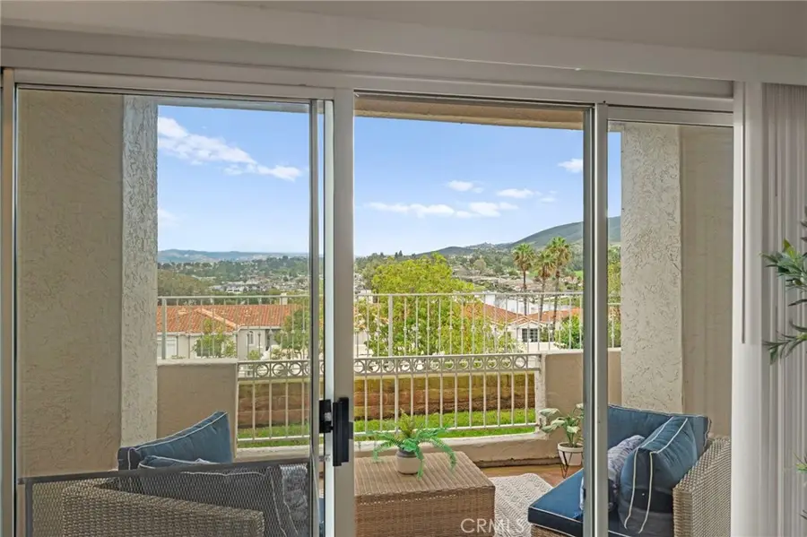 1652 Via Ocioso, San Marcos, CA 92078 - #3