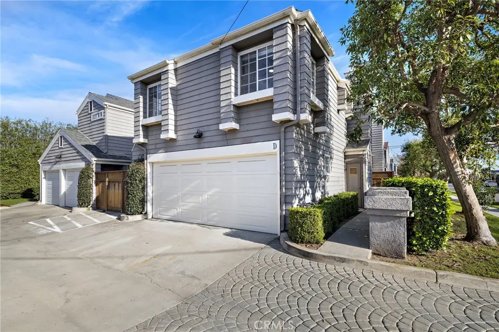 168 23rd #D, Costa Mesa, CA 92627 - Image #1