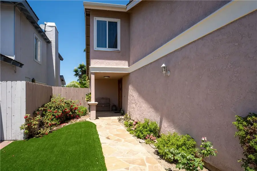 1106 Ridgecrest, Costa Mesa, CA 92627 - #2