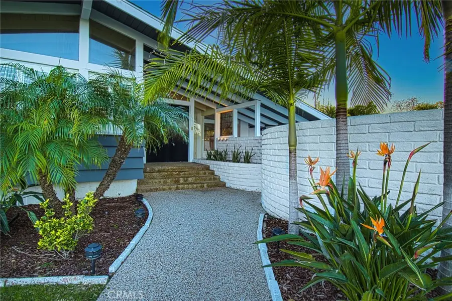 395 Meadow Lane, Newport Beach, CA 92660 - #2