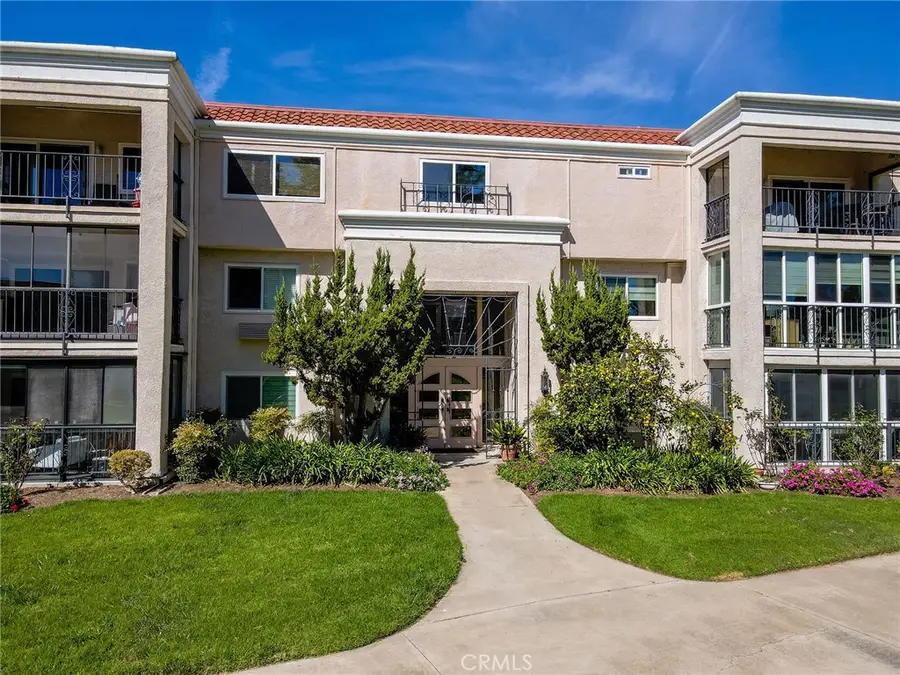 5511 Paseo Del Lago W #1C, Laguna Woods, CA 92637 - #2