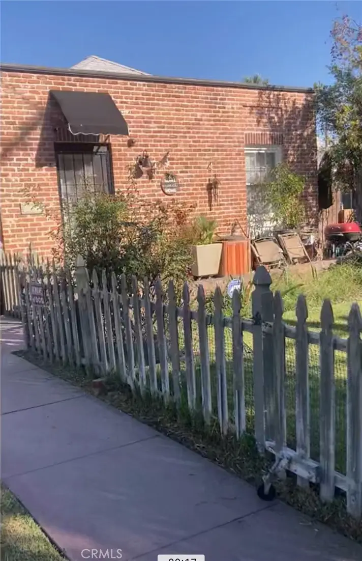 1525 N Arrowhead Avenue, San Bernardino, CA 92405 - Image #2