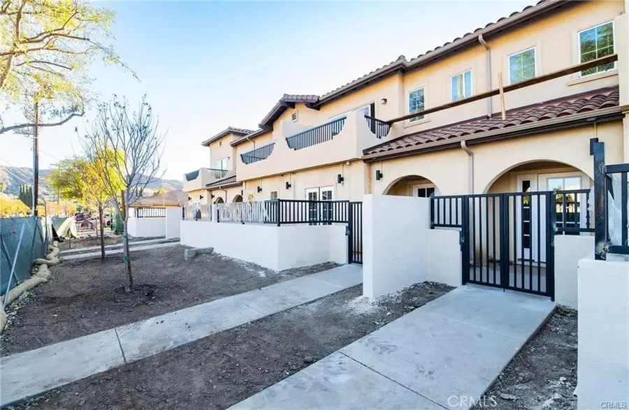 5526 E Los Angeles Avenue #4, Simi Valley, CA 93063 - #3